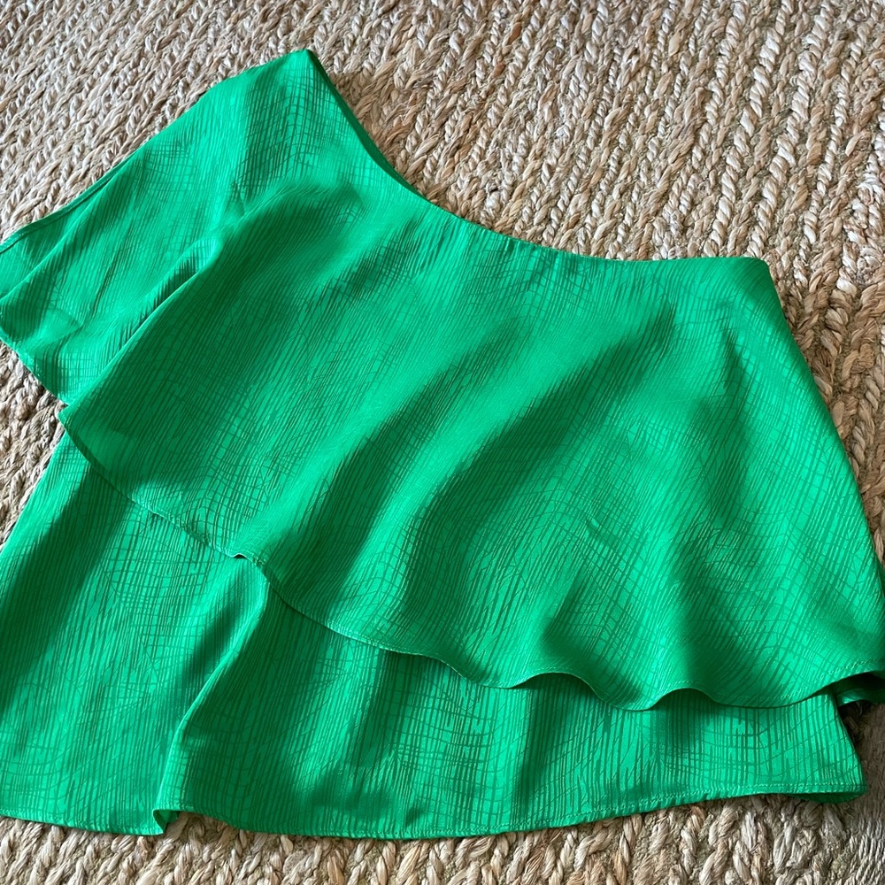 House of Harlow Leya Top - Green One Shoulder Blouse
